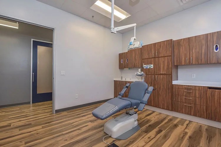 Dental equipment sandstone oms