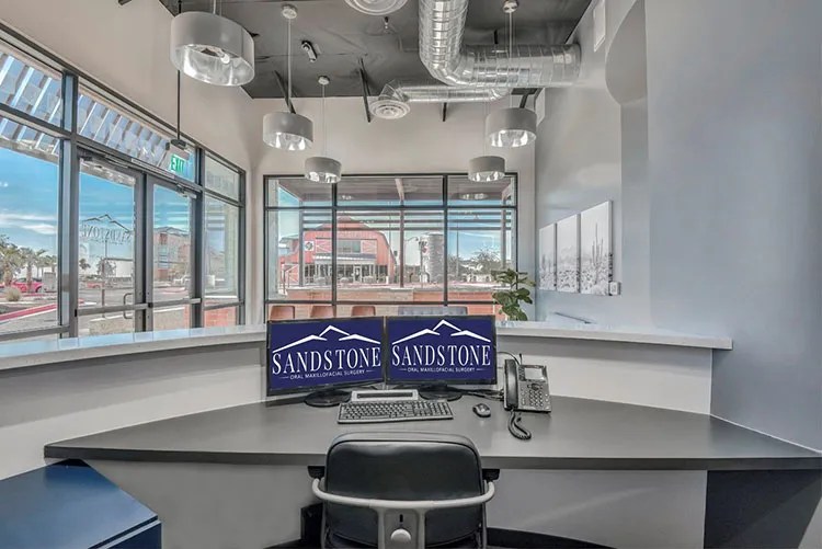consultation room sandstone oms
